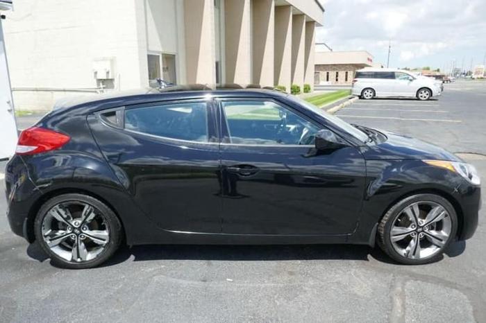 2015 hyundai veloster base 3dr hatchback in schererville, indiana