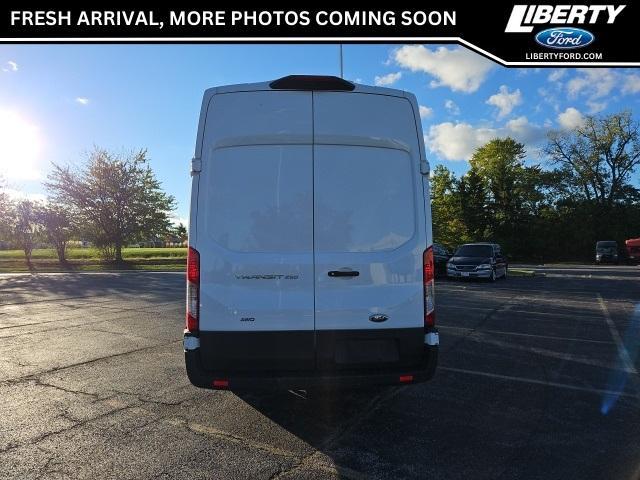2022 ford transit-250