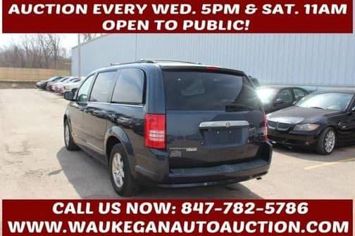 2008 chrysler town & country touring front-wheel drive lwb passenger van in waukegan, illinois