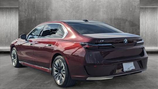 2023 BMW i7