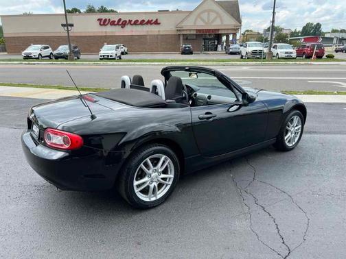 2011 mazda mx-5 miata in co bluffs, iowa