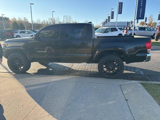2017 toyota tacoma sr5