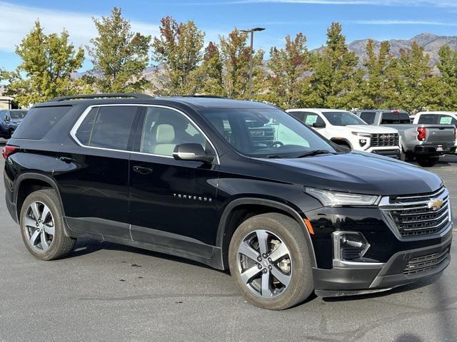 2023 chevrolet traverse lt leather
