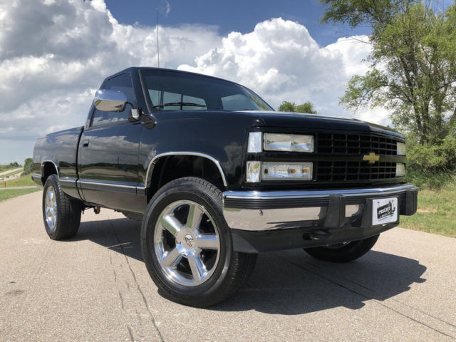 1990 chevrolet c/k pickup 1500 157078 miles black pickup truck 5.7 liter v8 aut