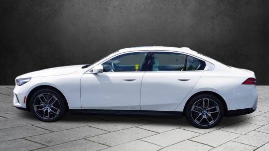 2024 BMW i5