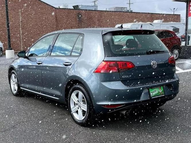 2017 volkswagen golf tsi se hatchback sedan 4d in shelby township, michigan