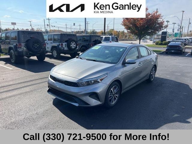 2022 kia forte lxs