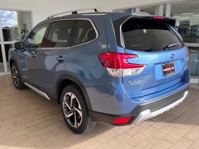 2023 subaru forester touring