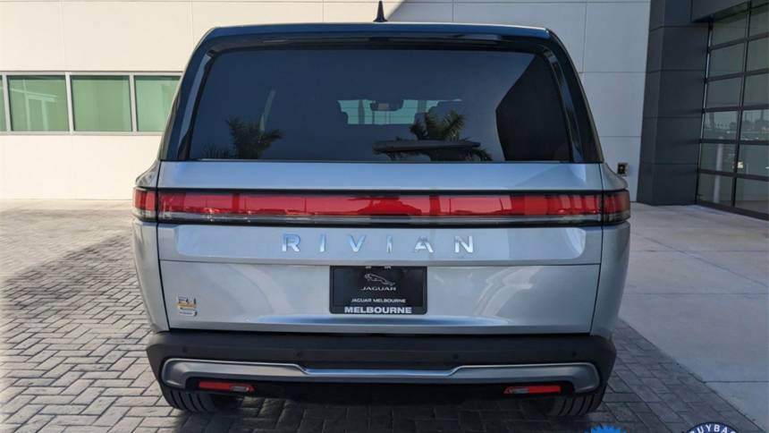 2023 rivian r1s adventure
