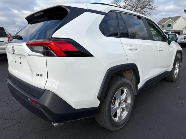2021 toyota rav4 xle