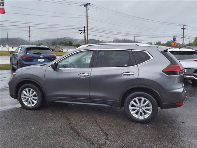 2020 nissan rogue sv