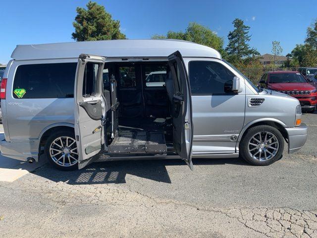 2013 gmc savana 1500 upfitter cargo