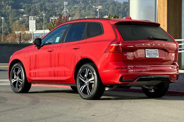 2022 volvo s60 recharge plug-in hybrid t8 r-design