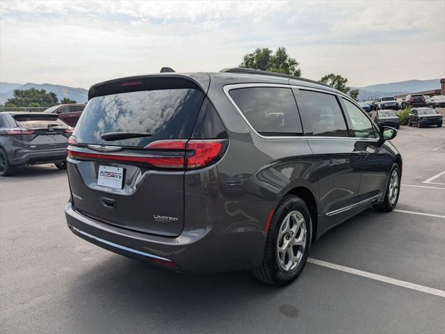 2023 chrysler pacifica limited