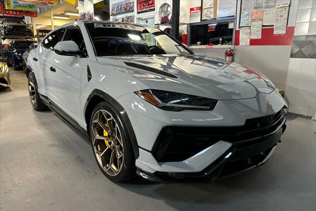 2023 lamborghini urus performante