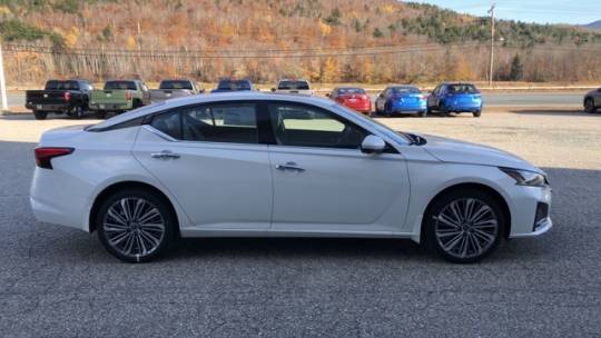 2025 Nissan Altima