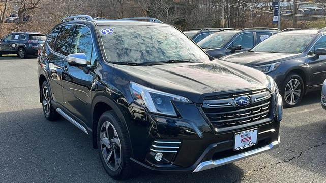 2022 subaru forester touring
