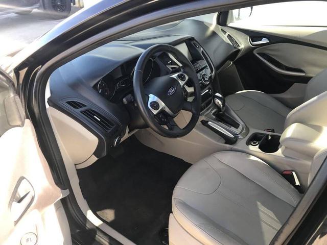 2012 ford focus sel