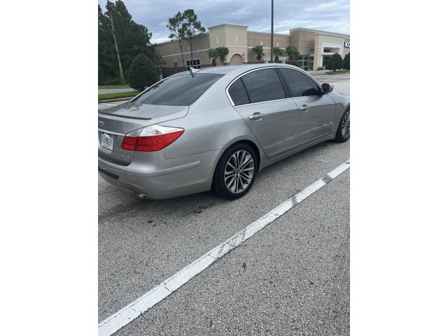 2009 hyundai genesis 3.8