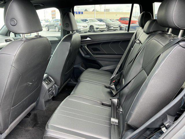 2023 volkswagen tiguan 2.0t se r-line black