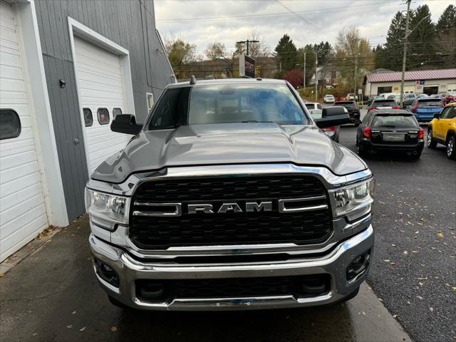2022 ram 3500 big horn crew cab 4x4 8' box