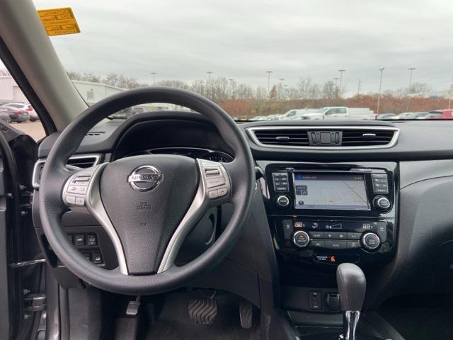 2015 nissan rogue sv