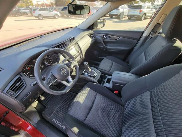 2017 nissan rogue sv