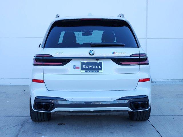 2023 bmw x7 m60i