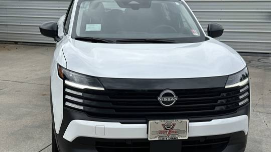 2025 Nissan Kicks s