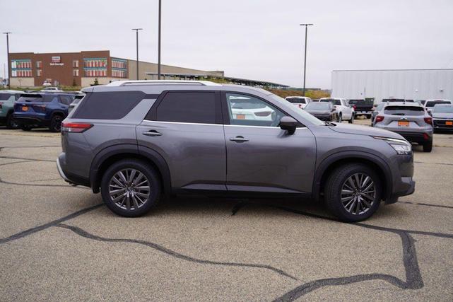 2023 nissan pathfinder sl