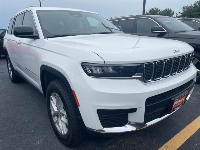 2023 jeep grand cherokee l laredo 4x4
