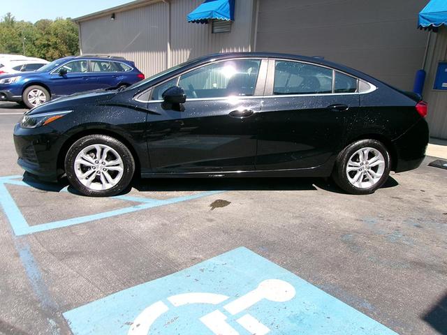 2019 chevrolet cruze lt