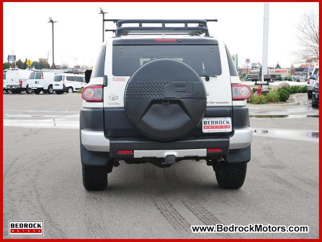 2012 toyota fj cruiser base