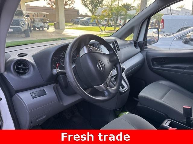 2020 nissan nv200 s