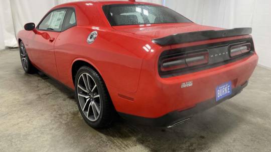 new 2023 dodge challenger r/t rwd