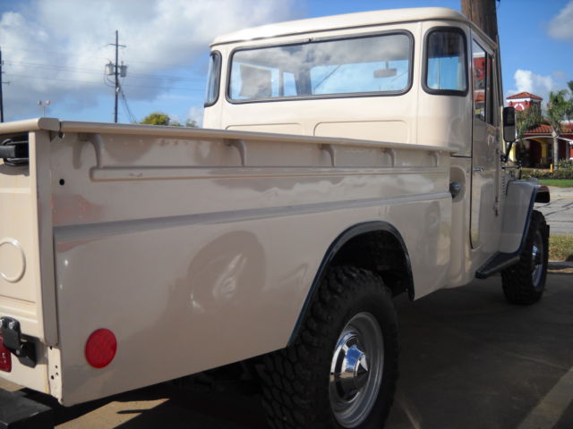 1967 toyota land cruiser base 3.9l