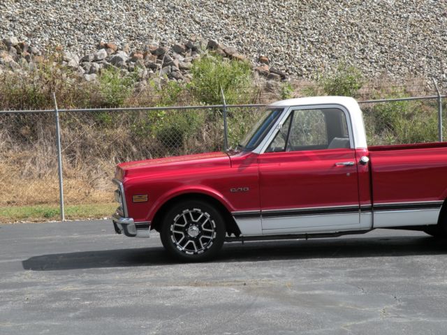 1970 chevrolet c10 pu swb, red and white, houndstooth, factory v8, nice truck!