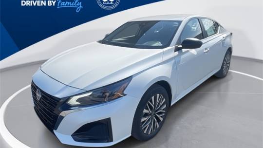 2025 Nissan Altima