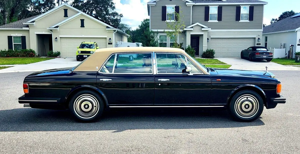 1986 rolls royce silver spur low reserve!