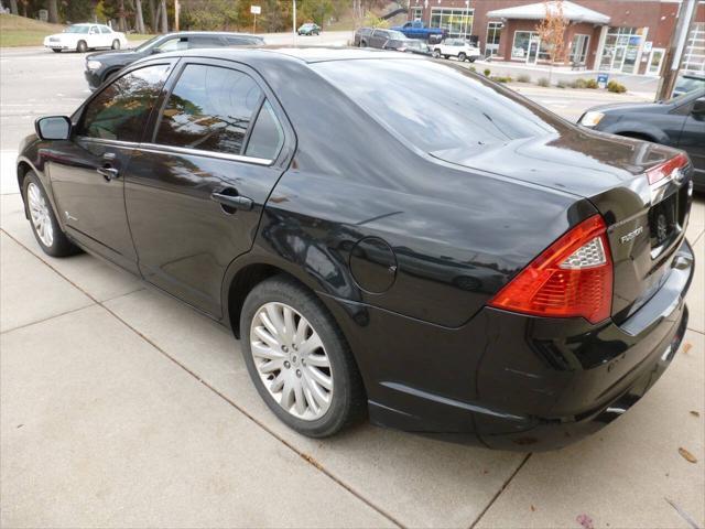 2012 ford fusion hybrid base