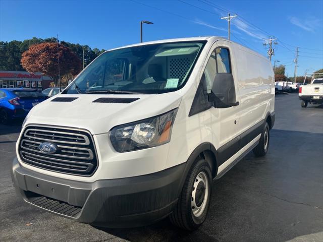 2019 ford transit-150 base