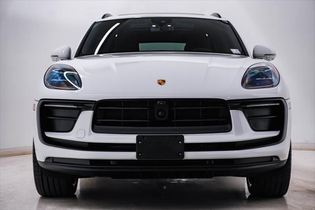 2024 porsche macan base