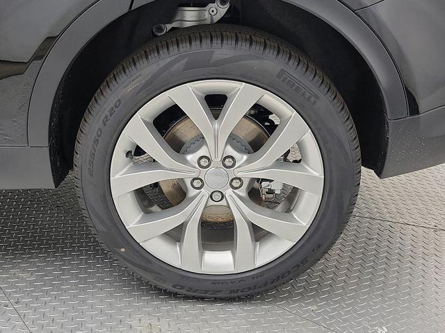 2023 land rover discovery sport se