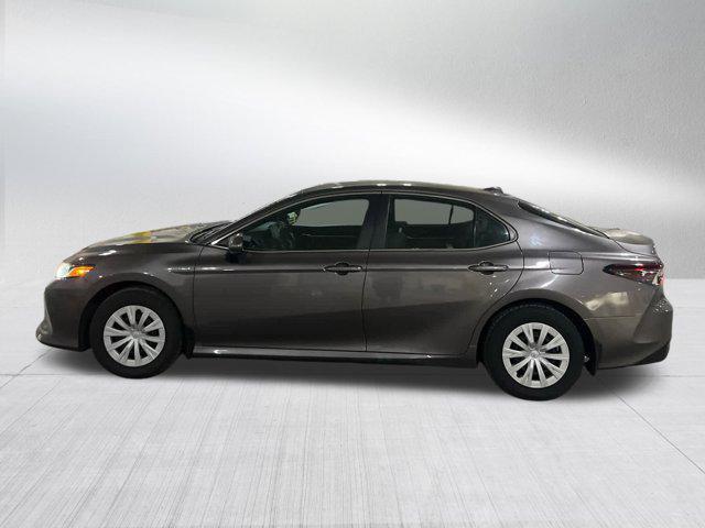 2021 toyota camry le