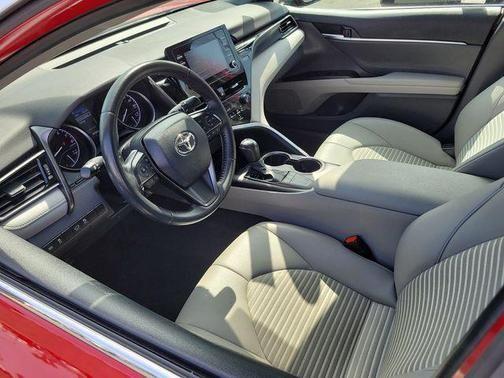 2022 toyota camry