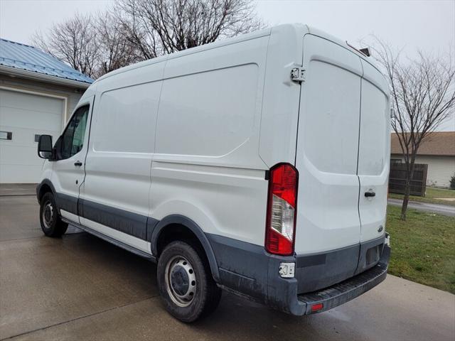 2015 ford transit-250 base