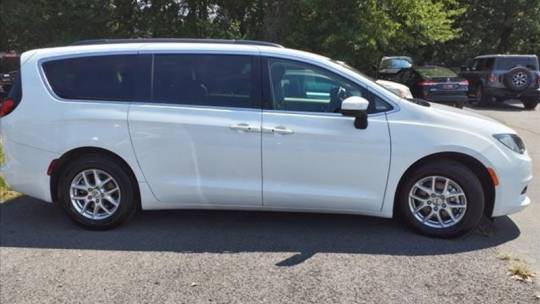 2021 Chrysler Voyager