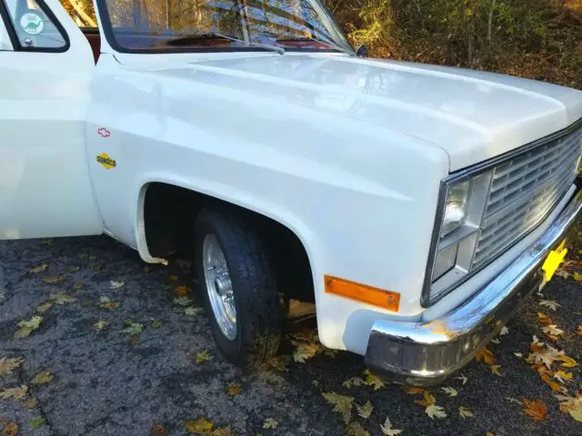 pick up truck shop truck