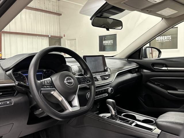 2023 nissan altima 2.5 sv