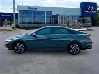 2025 Hyundai Elantra limited